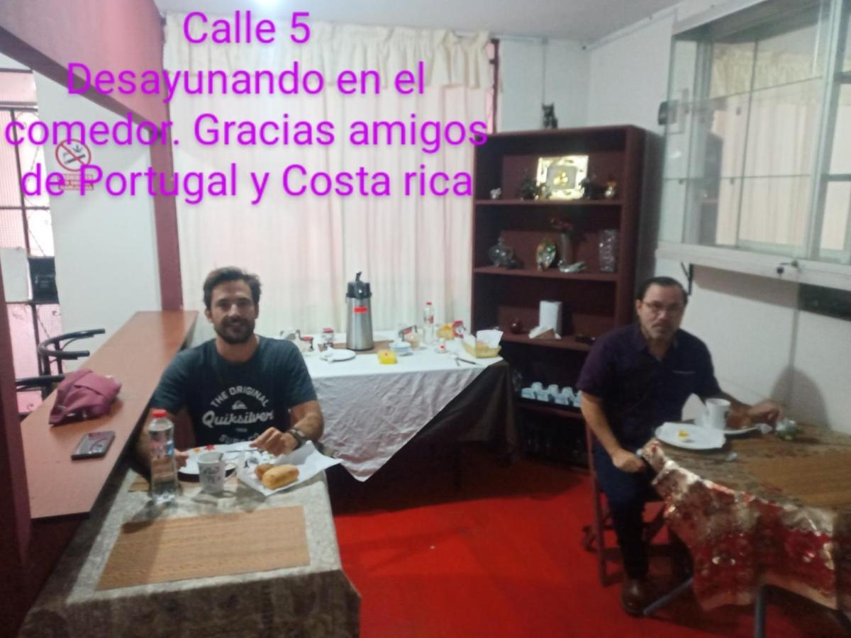 Calle 5 - Lima Airport Callao Esterno foto