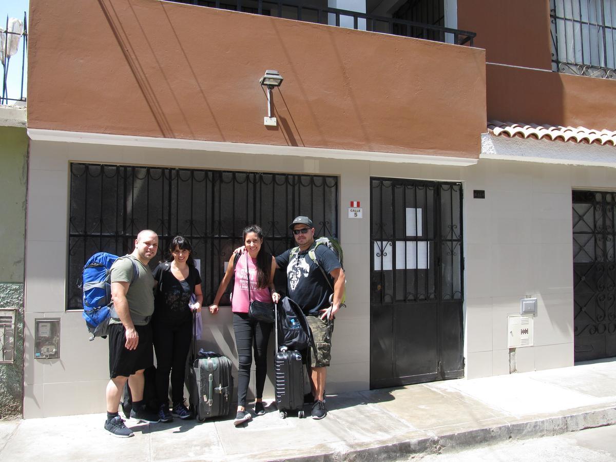 Calle 5 - Lima Airport Callao Esterno foto